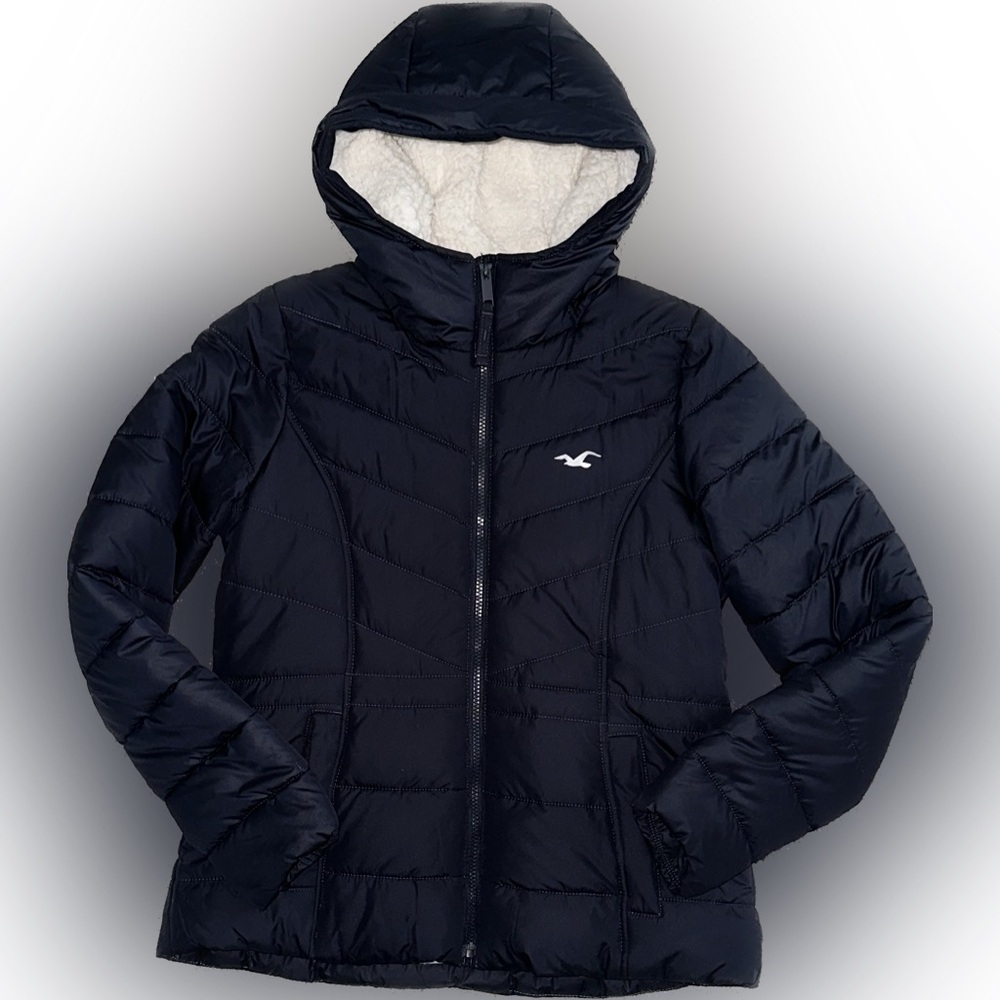 Women’s Hollister Hooded Puffer Winter Coat